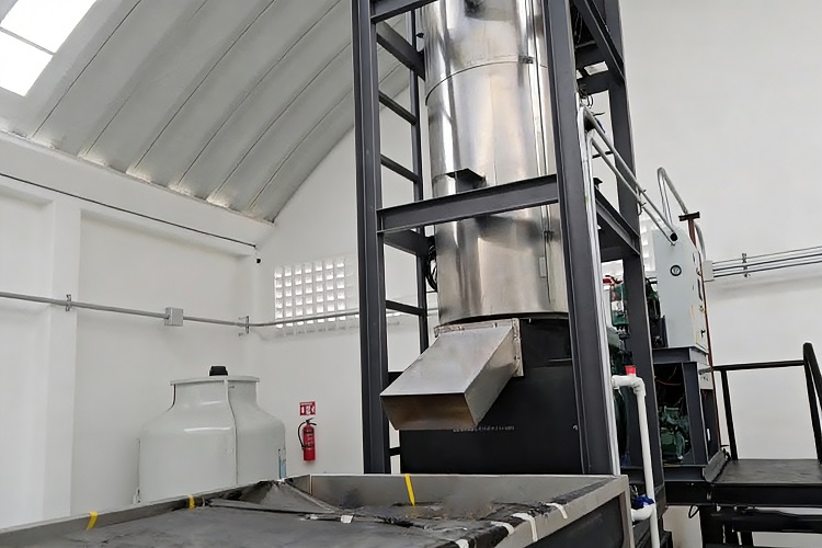 peralatan kilang ais