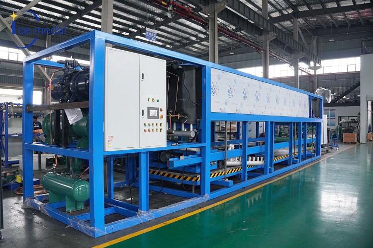 Mesin Ice Blok Penyejukan Langsung